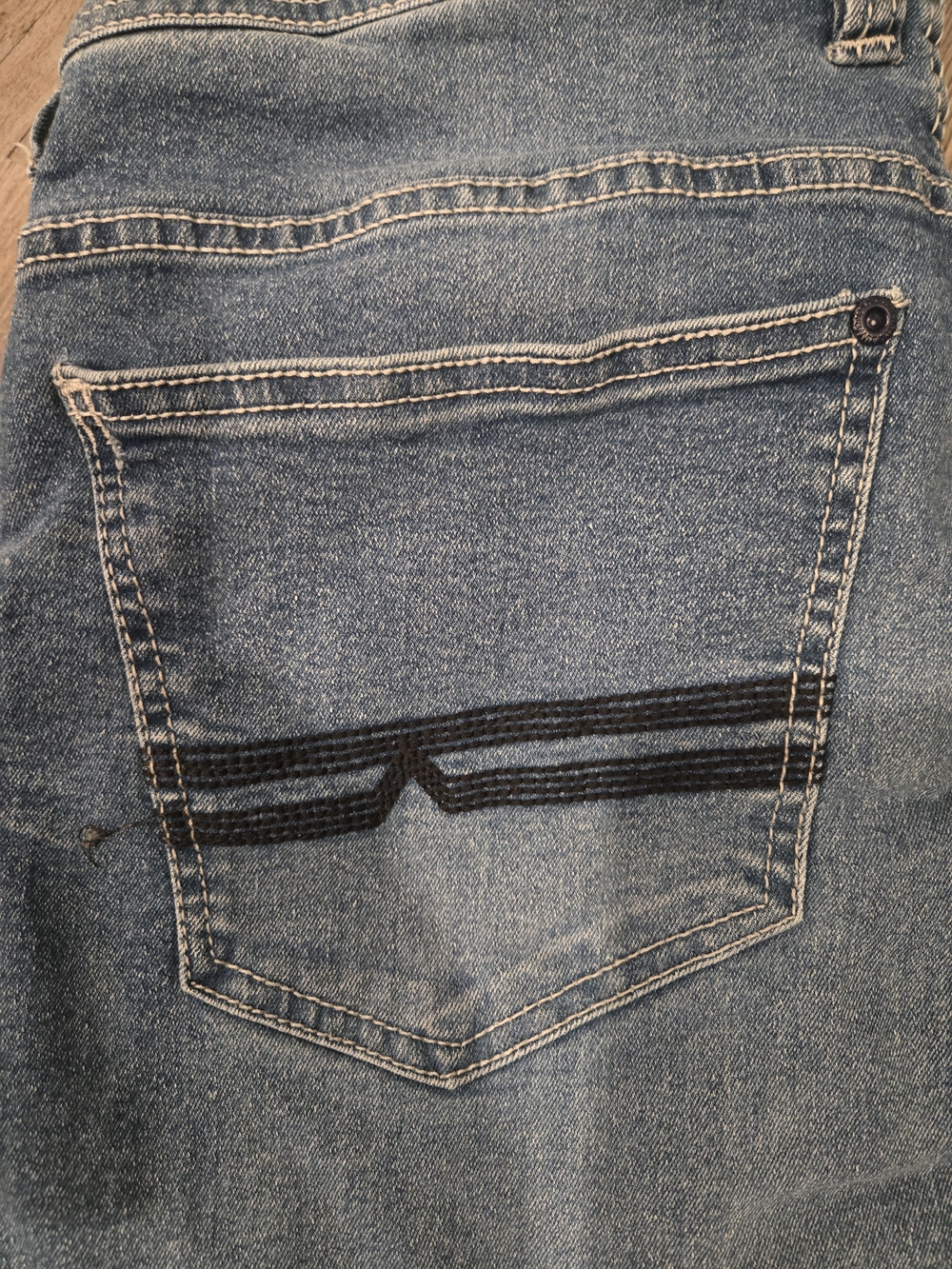 Buffalo David Bitton Slim Straight Light Wash Jeans - Picture 10 of 10